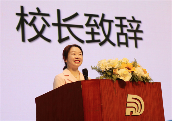 8.ѧУ磨.jpg