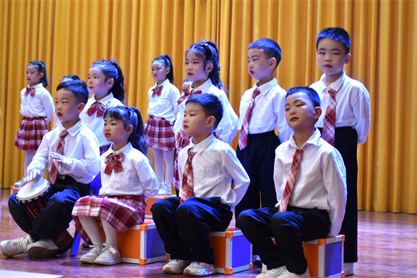 DƬ 14-2.JPG