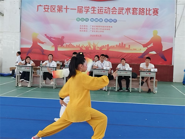 CB0435062797BB20C6D5BEC3569F6269.jpg