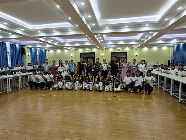DƬ9Ӱ.jpg