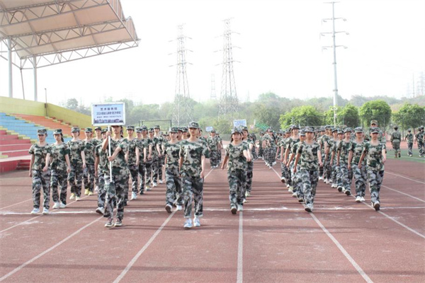 DƬ3.jpg