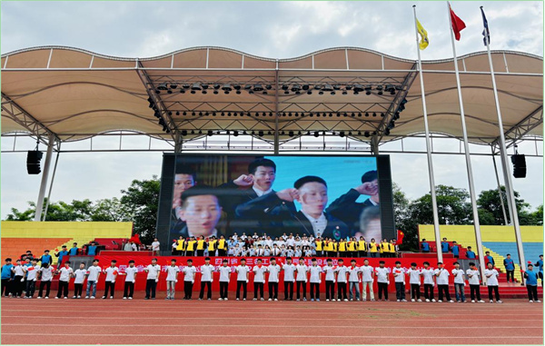 DƬ13.jpg