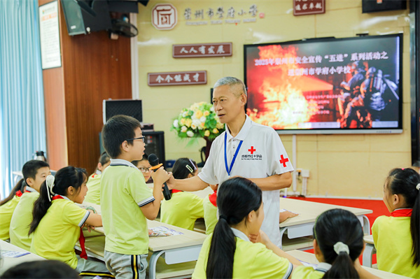 1758765417160374.jpg 2.jpg