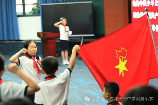 1760493092136081.jpg 20251015_000355_104.jpg