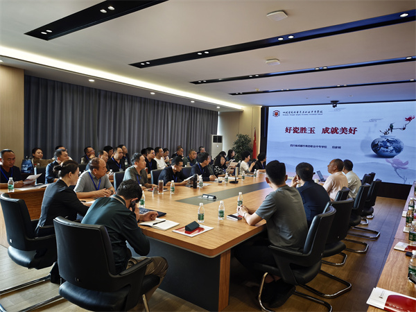 22-20251015ɽְͬ߼Ǹɽʦൽղηý (46).jpg