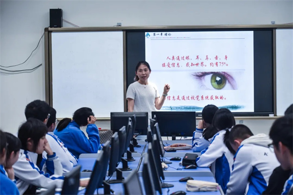 1761183755477314.jpg 20251023_000059_014.jpg