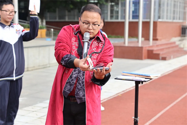 1761530998954652.jpg 640_副本.jpg