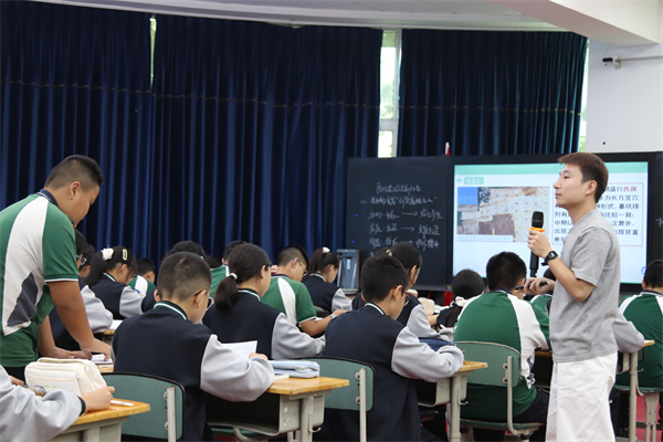 1761632316579577.jpg 刘银杰.jpg