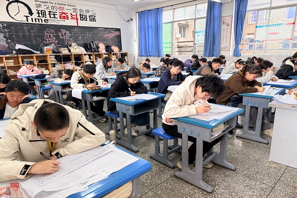 1761659372261568.jpg 22222.jpg