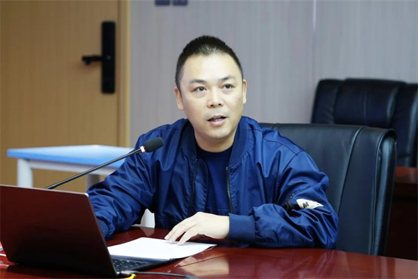 1761699655661324.jpg 20251028_231413_176.jpg