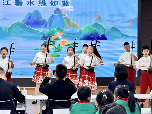 1761701897228929.jpg mmexport1761654855131.jpg