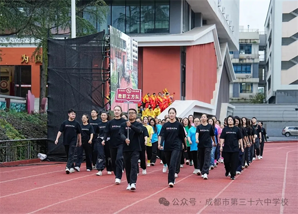 1761706848662325.jpg 20251028_232611_465.jpg