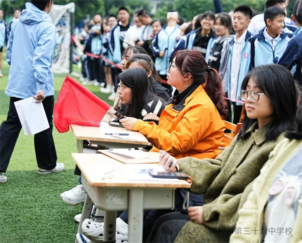 1761707322788478.jpg 20251028_232611_573.jpg