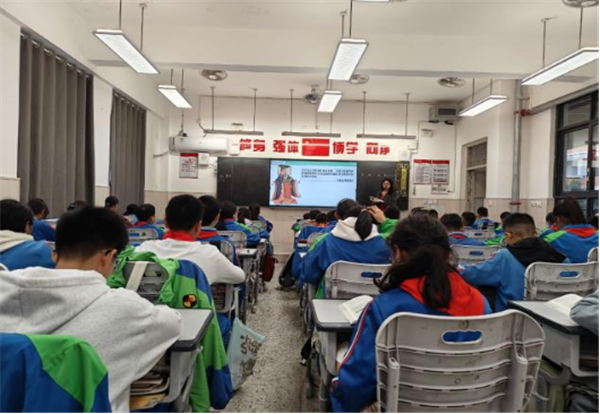 1761728048548995.png mmexport1761727420821.png