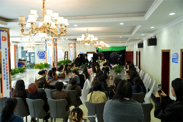 1761728457127372.jpg 2.jpg