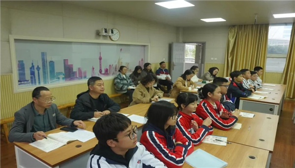 1761813181569123.jpg 20251029_235713_798.jpg