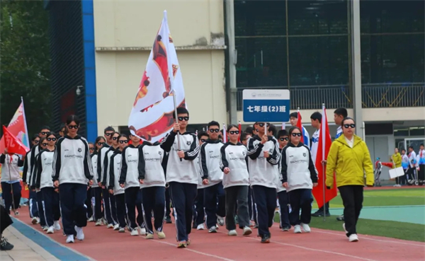 1761817522924174.jpg 20251030_172330_042.jpg