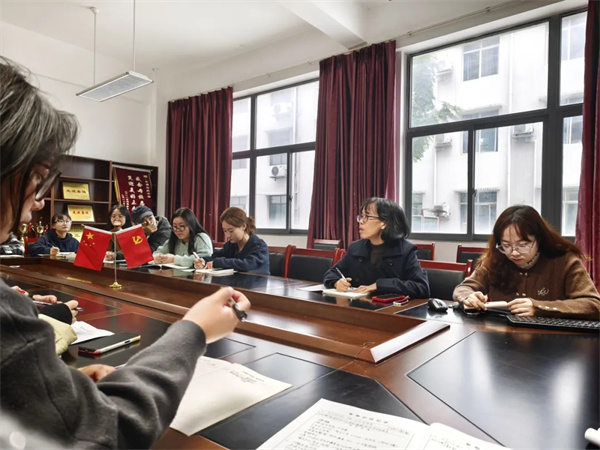 1761901688972226.jpg 20251030_215849_060.jpg