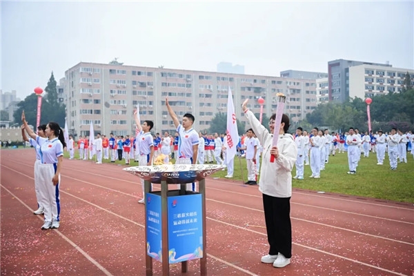 1762159203953958.jpg 20251103_000615_333.jpg