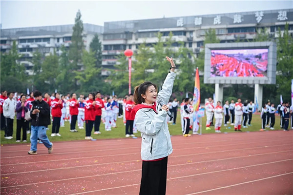 1762159226588850.jpg 20251103_000615_334.jpg