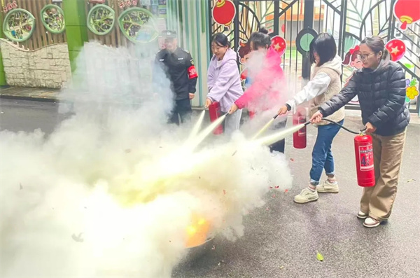 1762218522704609.jpg 20251103_233041_253.jpg