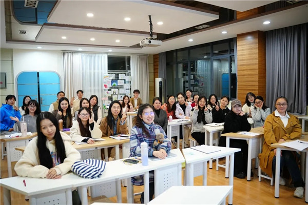 1762218570467057.jpg 20251103_231652_010.jpg