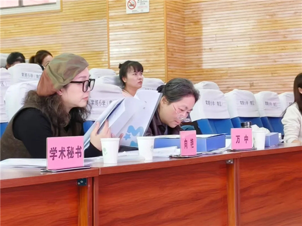 1762218648597751.jpg 20251103_232228_049.jpg