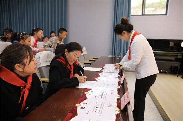 1762307957225194.jpg mmexport1762245524017.jpg