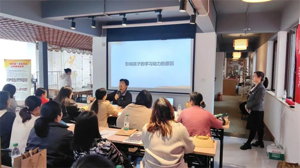 1762308706770385.jpg 20251104_205034_108.jpg