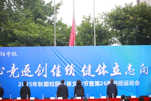 1762328993288925.jpg F71BA5BFA18AC93C524F56252B86BDF6.jpg