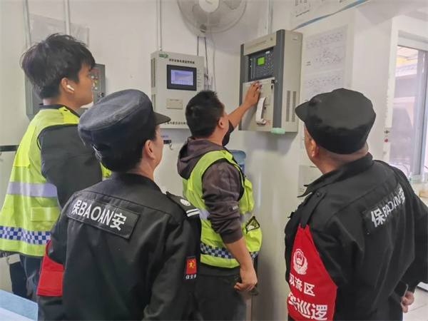 1762391203971792.jpg 20251105_222715_283.jpg