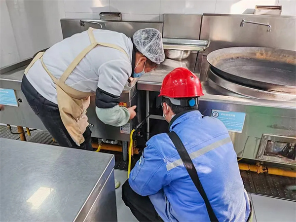 1762391208130607.jpg 20251105_222715_286.jpg