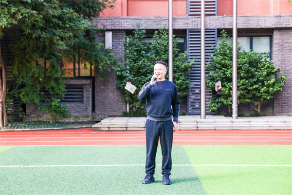 1762391852811588.jpg 20251105_221919_018.jpg