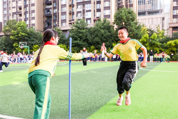 1762391874722170.jpg 20251105_221919_045.jpg