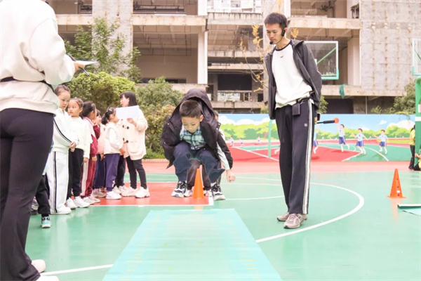 1762391929639234.jpg 20251105_221919_102.jpg