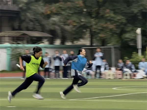 1762392888910660.jpg 20251105_223016_428.jpg