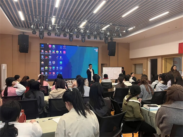 1762503058322688.jpg 20251106_210928_036.jpg