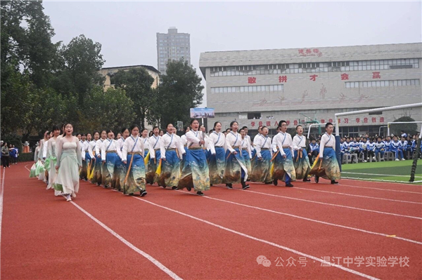 1762503222399247.jpg mmexport1762496725476.jpg