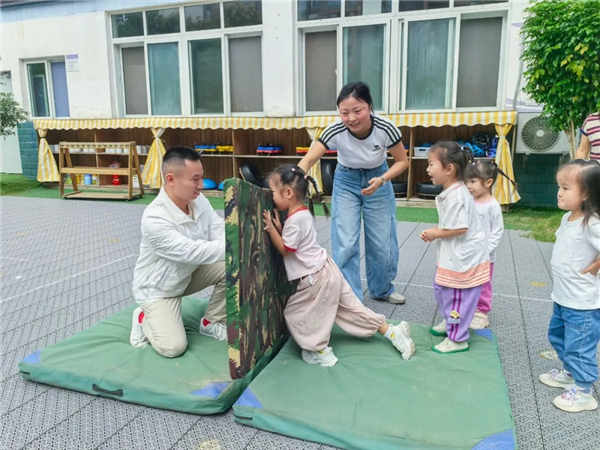 1762568221907340.jpg 20251107_200514_004.jpg