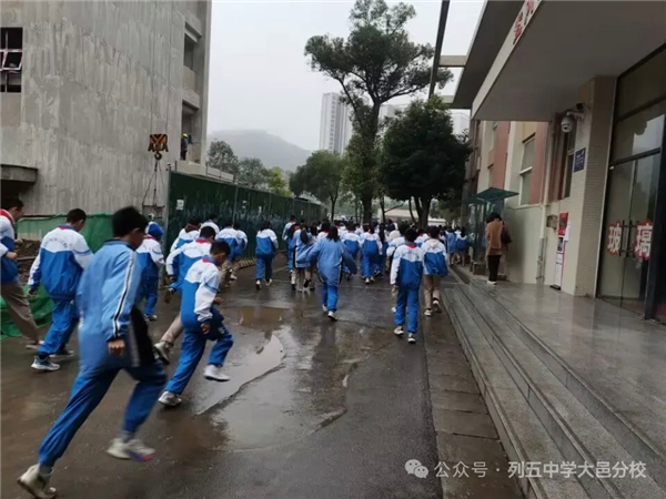 1762577329858721.jpg mmexport1762560673170.jpg