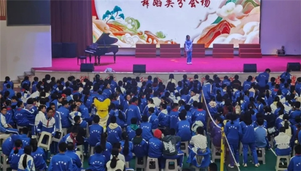 1762579749139574.jpg Screenshot_20251108_110753_com.tencent.mm_edit_431976978743457.jpg