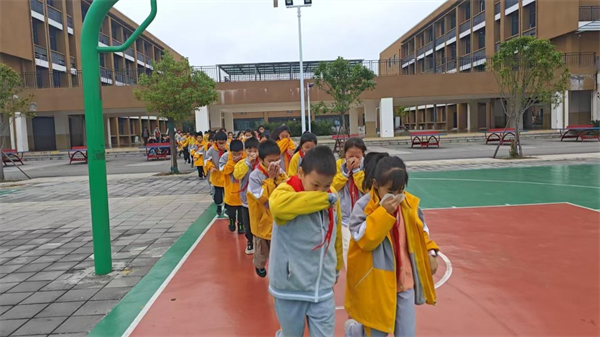 1762695192136824.png 图片2.png