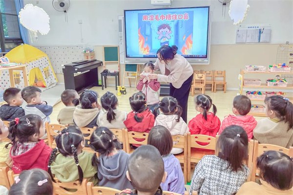 1762741347278769.jpg 20251107_232859_116.jpg