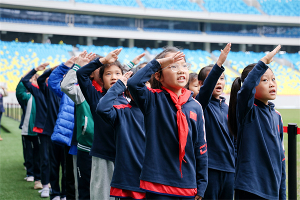 1762743342994135.jpg 4Ak4Etq.jpg