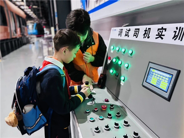 1762763668463043.jpg 25.jpg