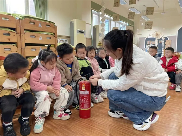 1762825053578034.jpg 20251110_212840_439.jpg