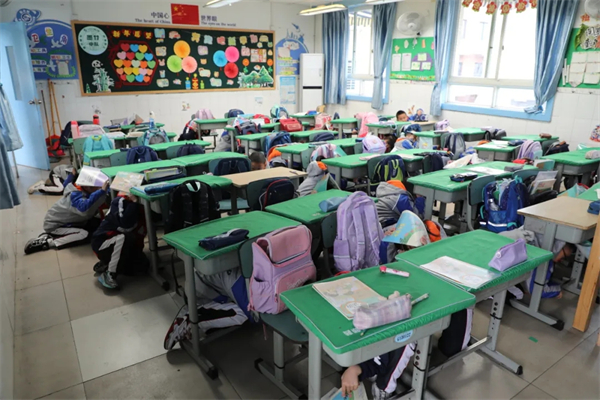 1762826129786888.jpg 20251109_215053_269.jpg