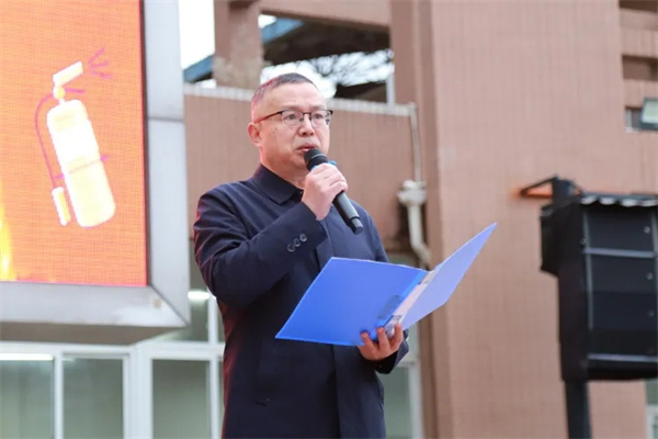 1762842279257042.jpg 20251111_141933_018.jpg