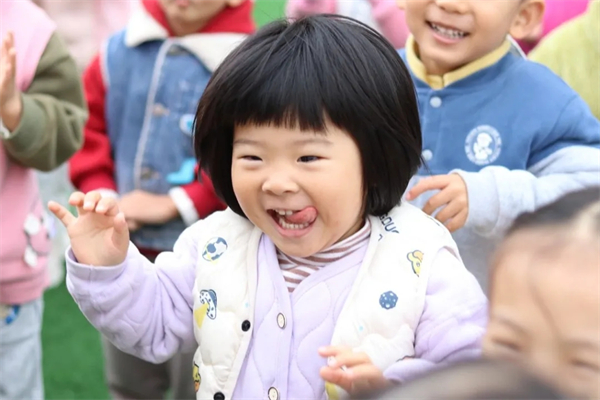 1762845549598082.jpg 20251110_212254_333.jpg