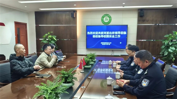 1762914260487972.jpg 20251111_224328_000.jpg